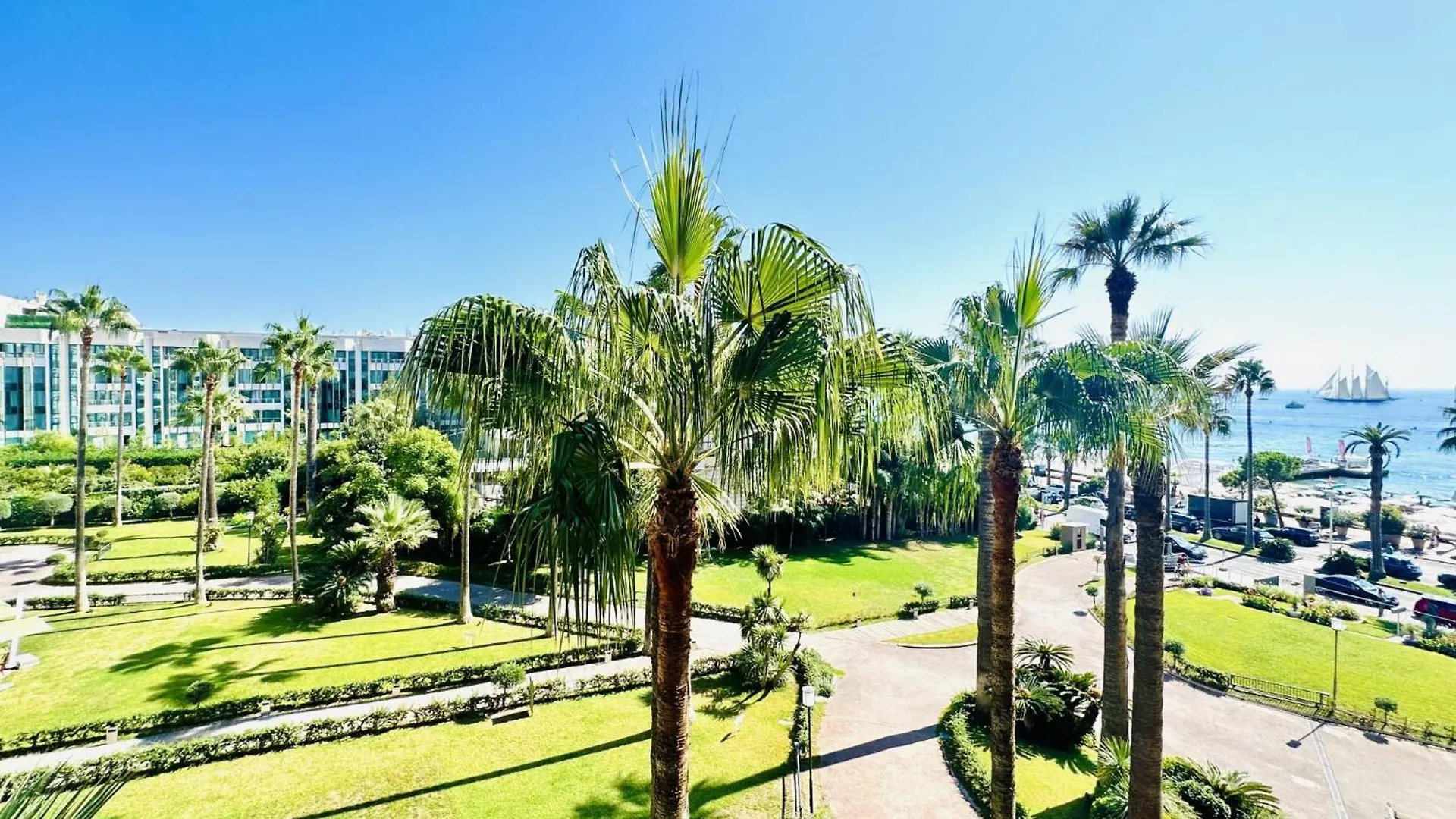 Grand Hotel - Studio Croisette Cannes